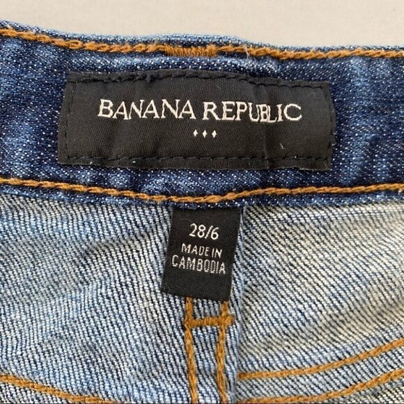 Banana Republic cuffed jean shorts with stretch - Picture 7 of 9